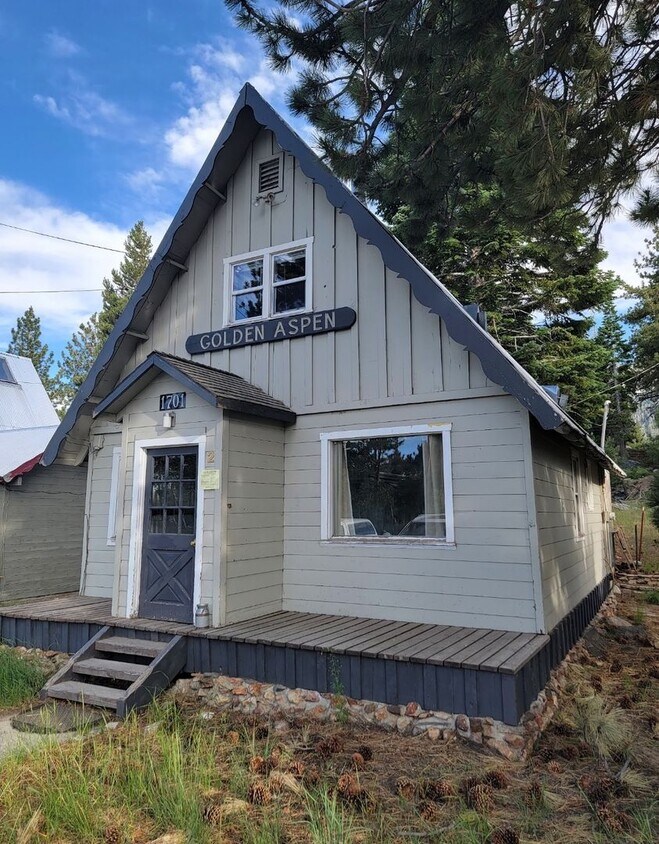 Foto principal - 1701 Old Mammoth Rd