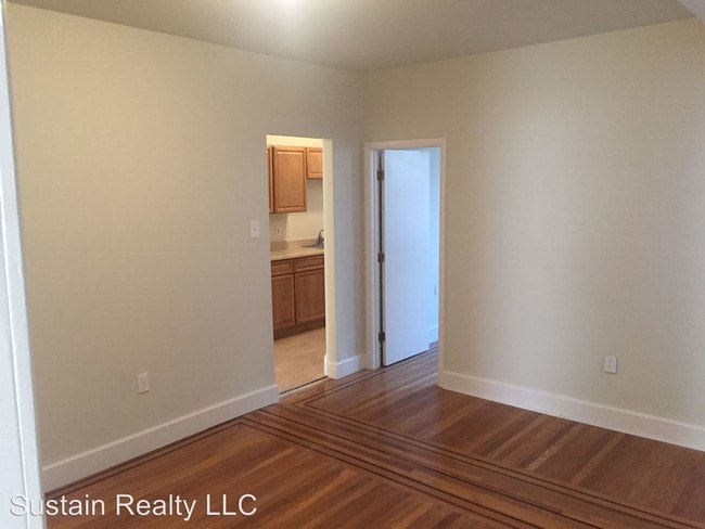 Building Photo - 901 N 63rd St