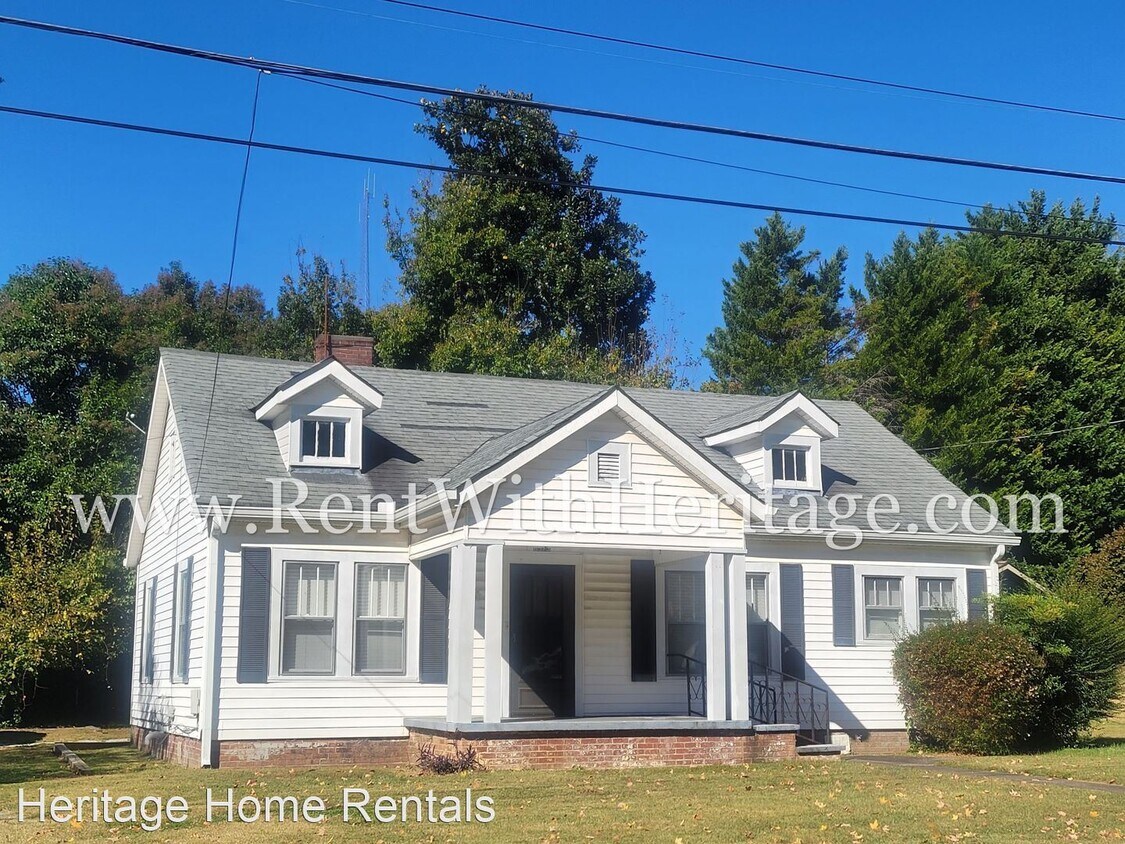 Primary Photo - 2 br, 1 bath House - 8573 Campbellton St.