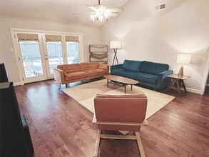 Building Photo - 10734 Glenfield Ct