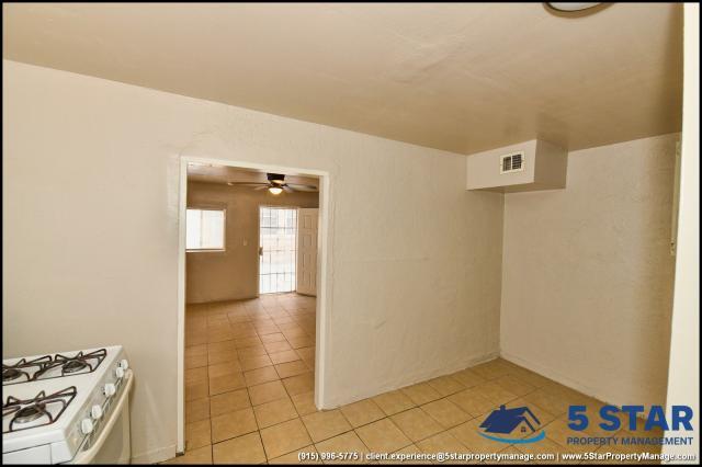 Building Photo - 1 bedroom in El Paso TX 79901