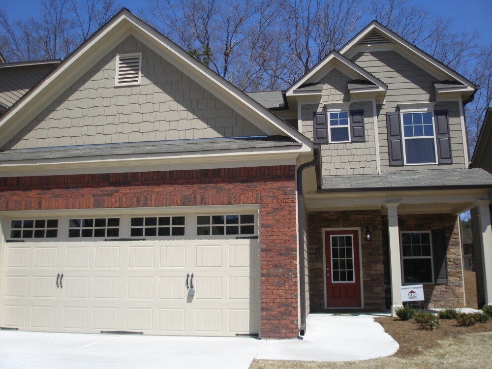 Primary Photo - 2170 Harvest Ridge Cir NE