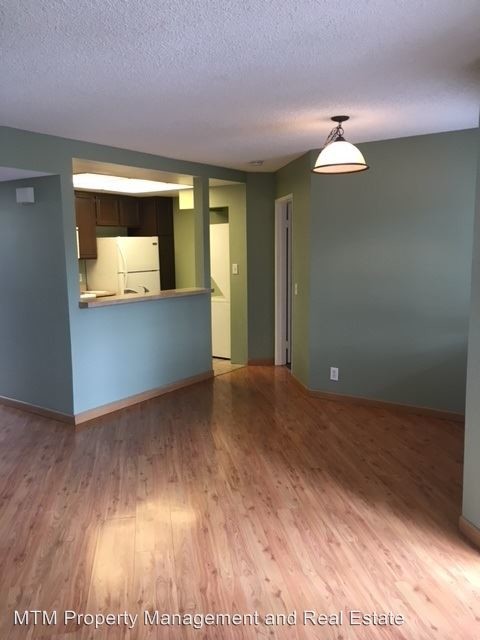 Building Photo - 3067 Charwood Ct