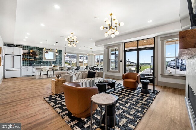 Foto del edificio - 1001 Admiral Ln