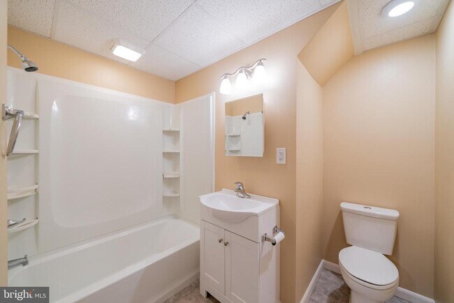 Foto del edificio - 2800 Edgmont Ave