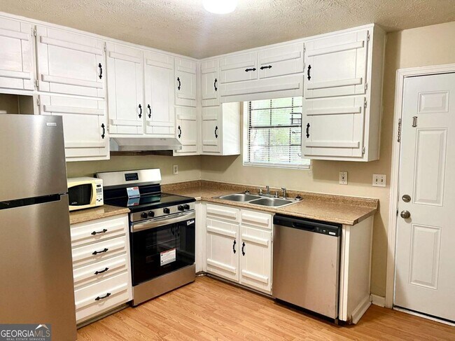 Foto del edificio - 470 S Jeff Davis Dr