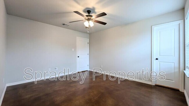 Building Photo - 205B Sparrow Cove