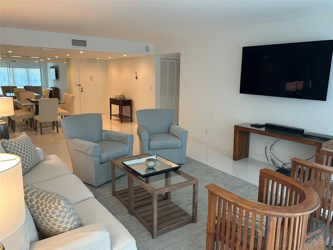 Foto del edificio - 5100 N Ocean Blvd