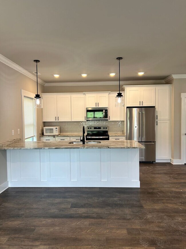 Foto del edificio - BRAND NEW Ringgold GA Home | 3 Beds, 2.5 Baths, 2.5 Car Garage