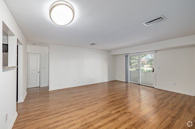 2 habitaciones, 2 baños - 106 m² - Sala de estar - Carriage House