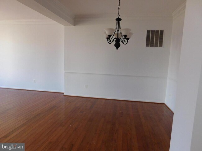 Building Photo - 25207 Bald Eagle Terrace