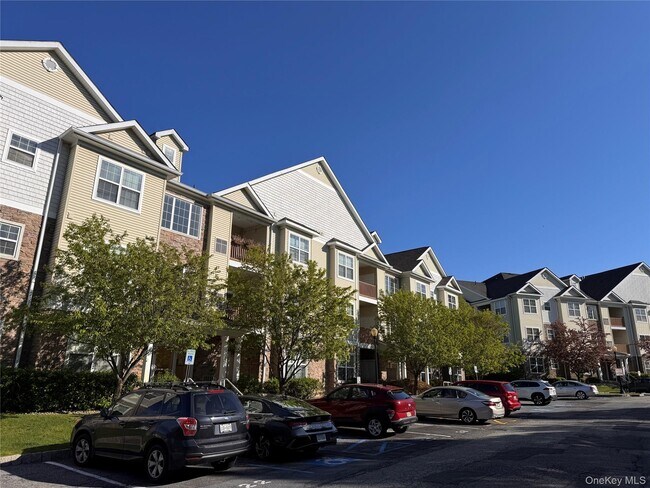 Foto del edificio - 935 Tower Ridge Cir