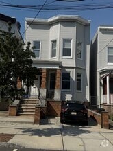 Building Photo - 108 Shippen St
