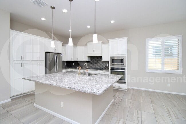 Photo - 106 N Bay Dr House