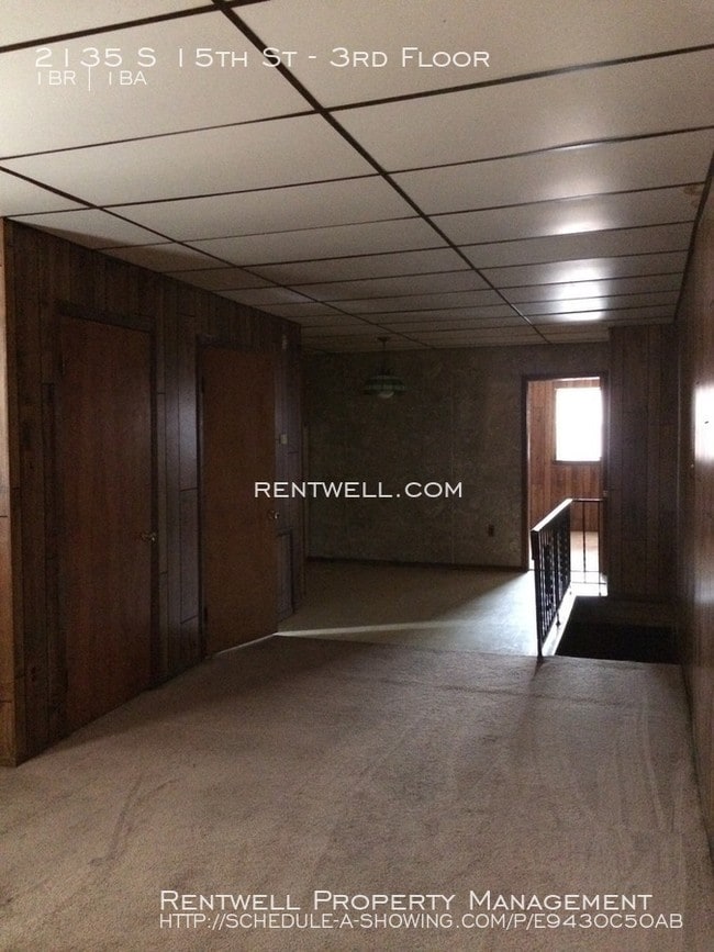 Building Photo - 2135 S 15th St