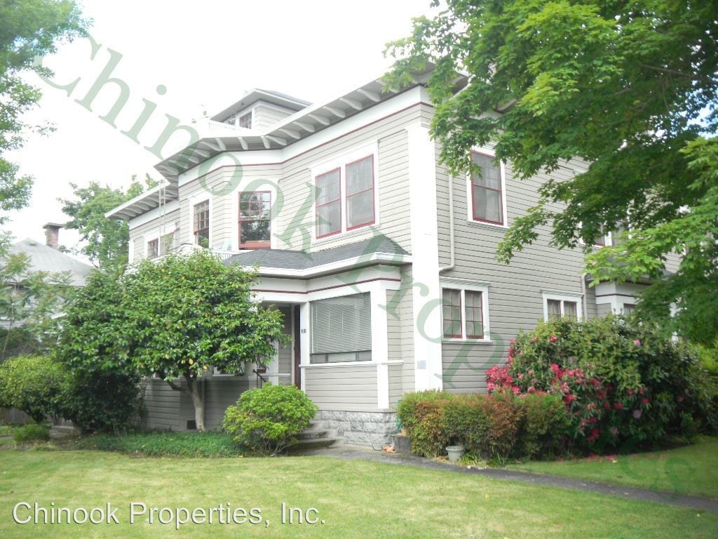 Primary Photo - 1176 Mill St