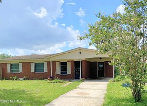 Building Photo - 7416 Leroy Dr