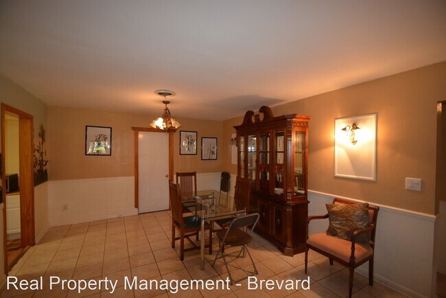 Building Photo - 4 br, 2 bath House - 108 E Laila Drive