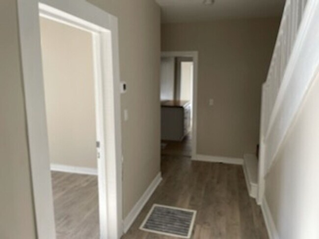 Foto del edificio - For Rent – Historic 3 Bed, 2 Bath Home Jus...