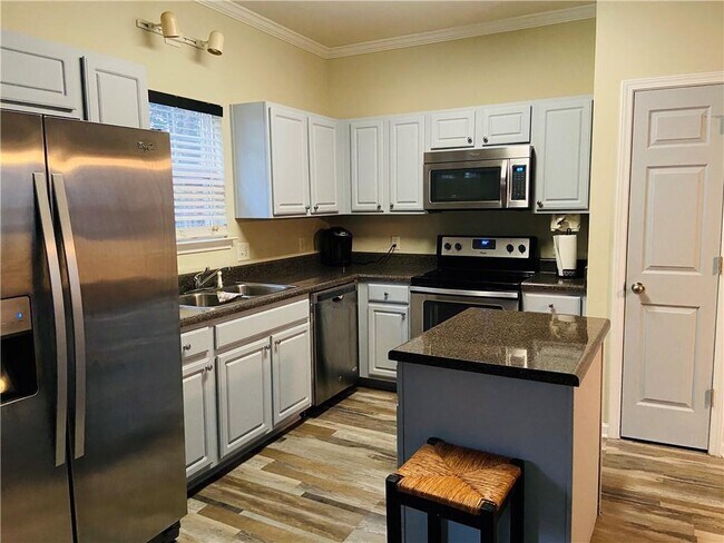 Building Photo - 5361 Beaver Br