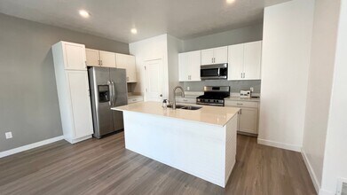 Building Photo - 3722 W 830 N