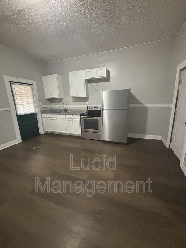 Photo - 420 Montana Ave House