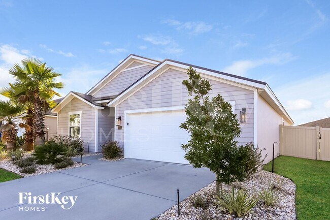 Foto del edificio - 15646 Chir Pine Dr