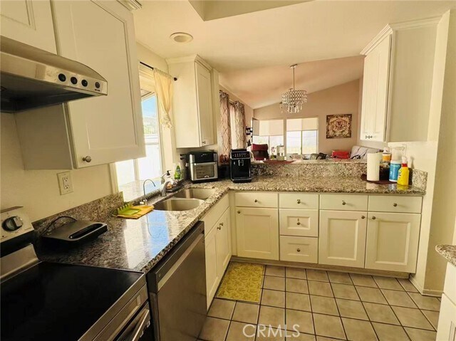 Foto del edificio - 15015 Dogwood Ln