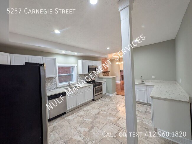 Photo - 5257 Carnegie Street- House