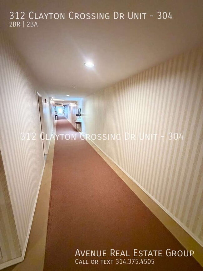 Building Photo - 312 Clayton Xing Dr