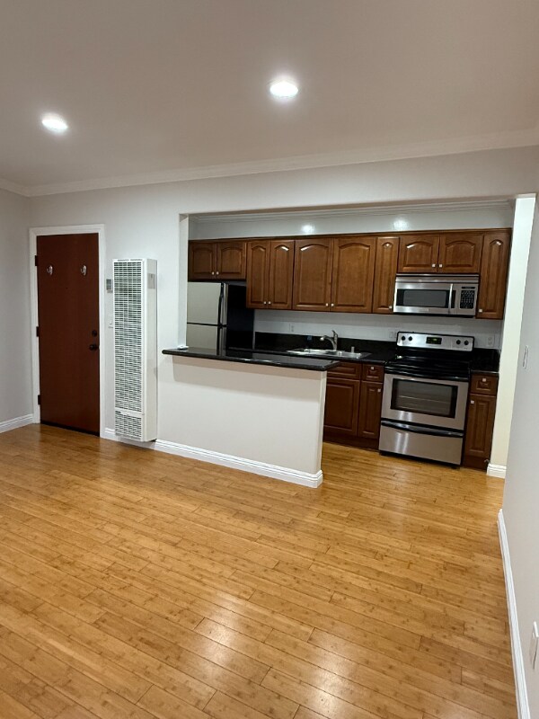 Foto principal - 4415 Inglewood Blvd