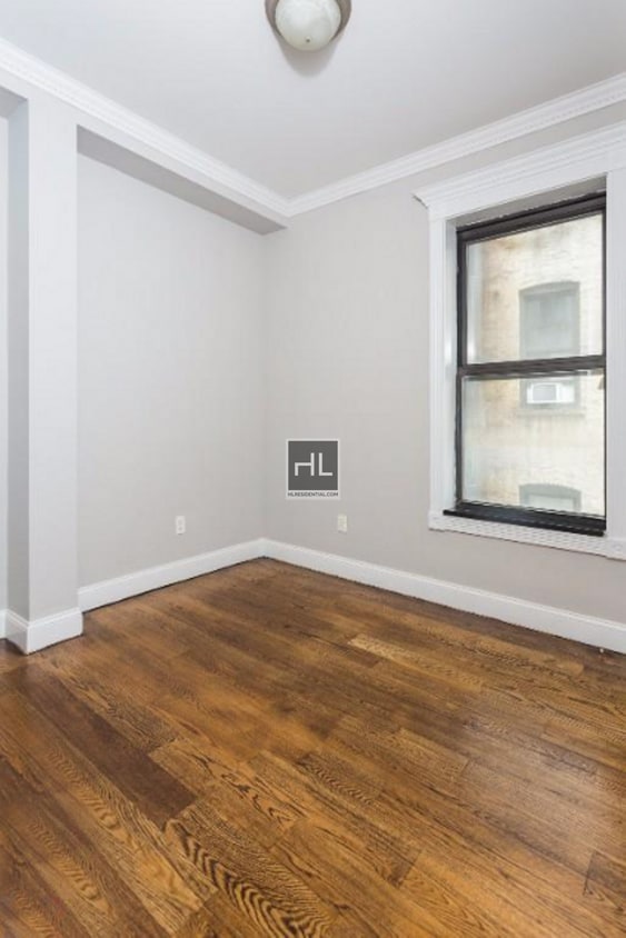 Building Photo - East 18th Street