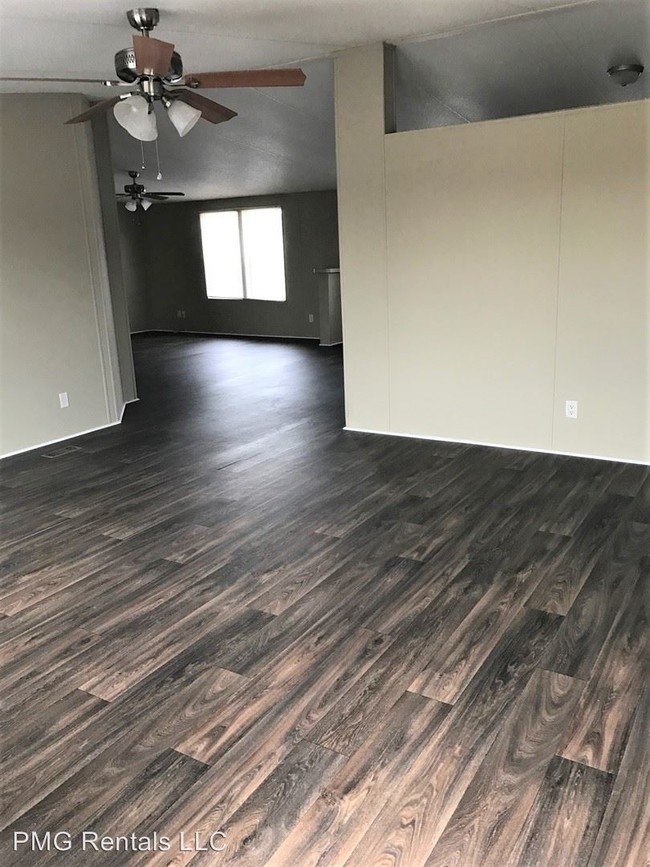 Foto del edificio - 4305 Settlement Rd