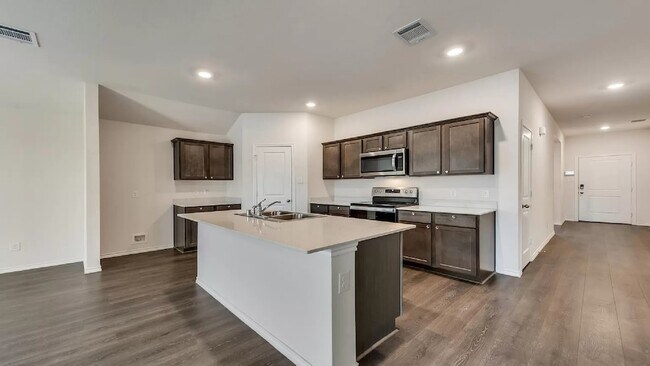 Foto del edificio - 972 Glover Dr