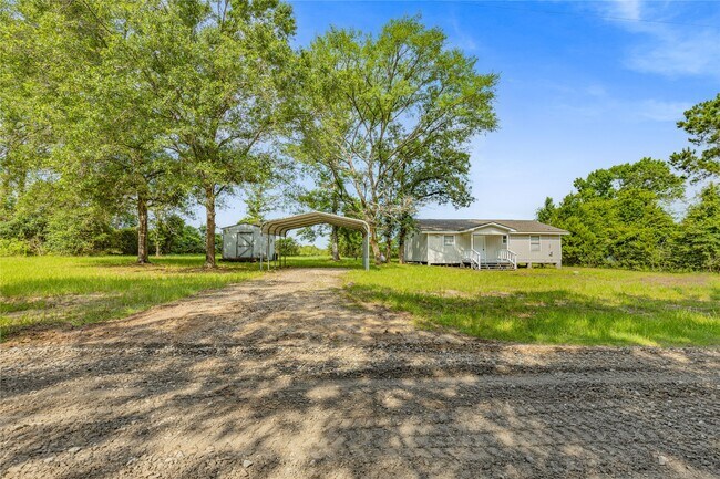 Building Photo - 223 Rush Creek Ln