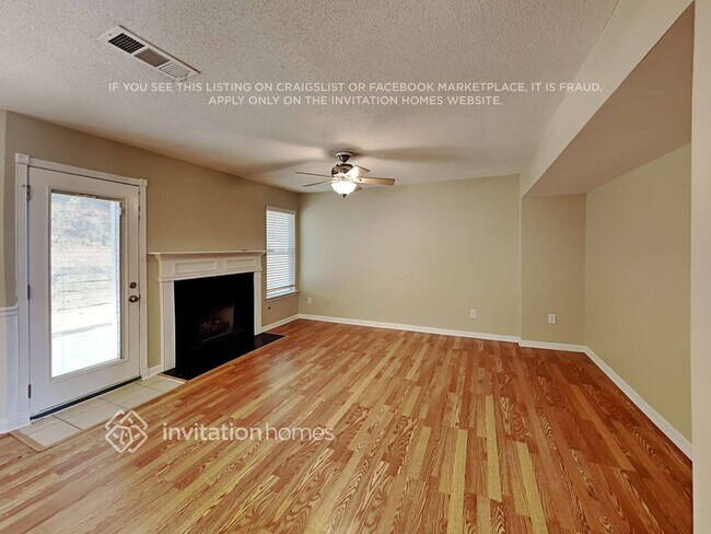 Building Photo - 115 Legend Creek Dr