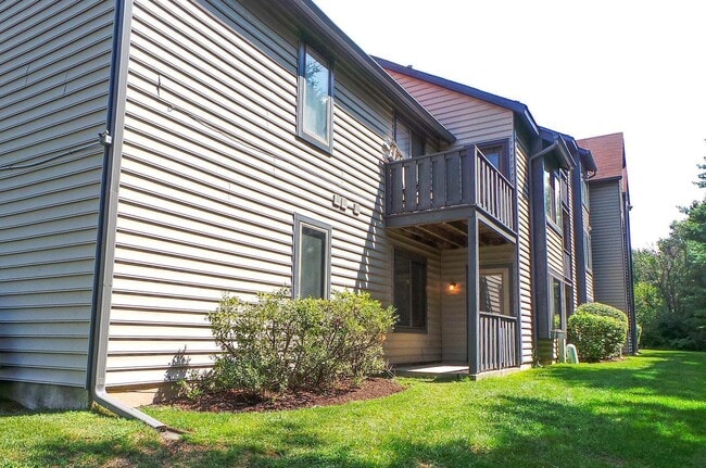 Building Photo - 5518A Aberdeen Dr