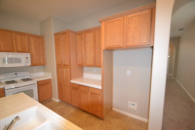 Foto del edificio - 8283 Lauffer Way