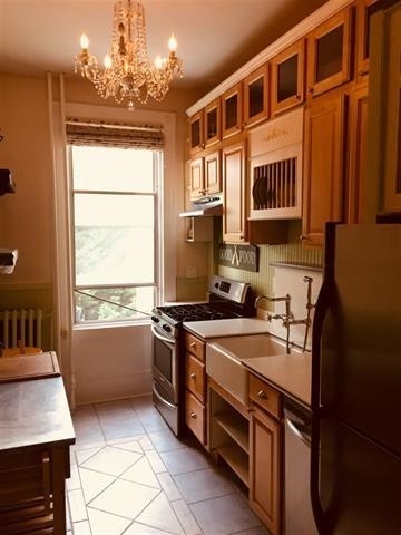 Primary Photo - 1031 Park Ave