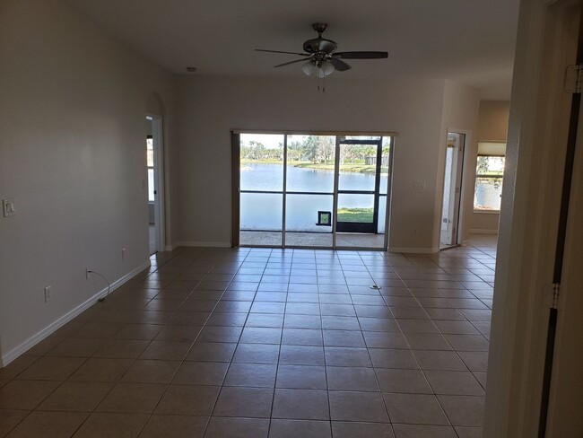 Building Photo - SUNCOAST LAKE ESTATES PORT CHARLOTTE ANNUA...