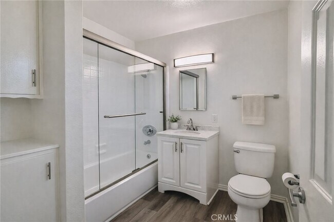 Foto del edificio - 1835 W Crestwood Ln