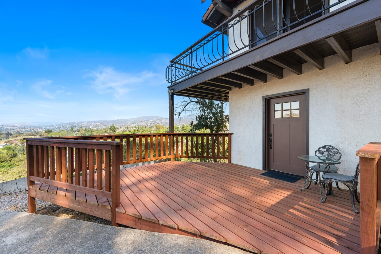 Foto principal - 897 Van Horn Way