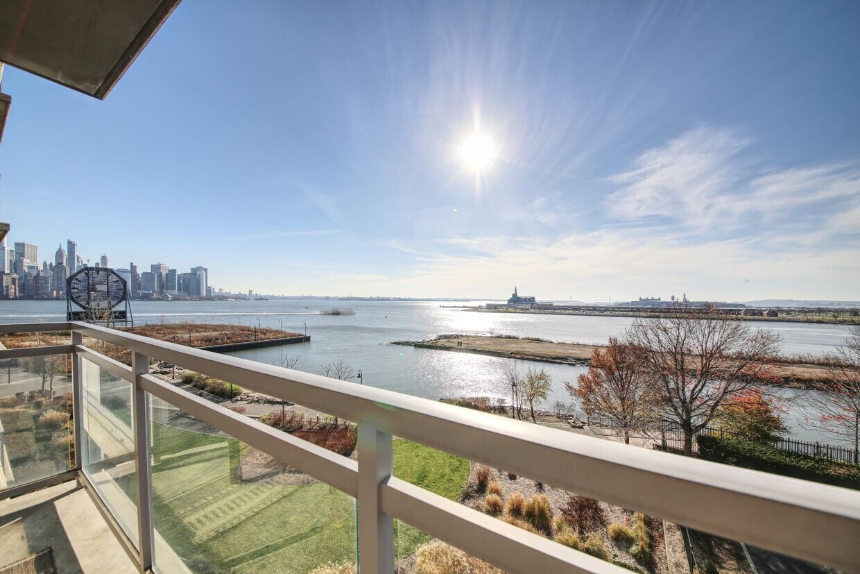 25 Hudson St Unit 508, Jersey City, NJ 07302 Condo for Rent in Jersey