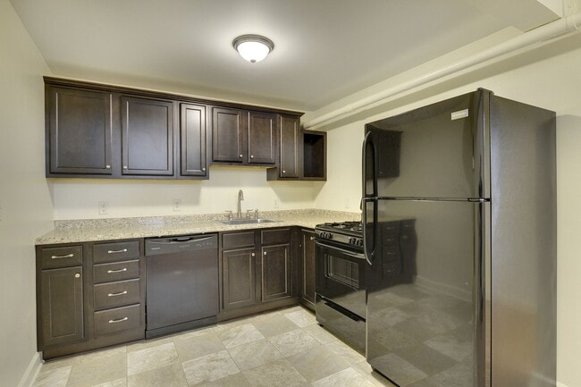 Photo - 88 Cleveland Avenue Apartments