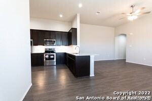 Building Photo - 611 Ashers Pl