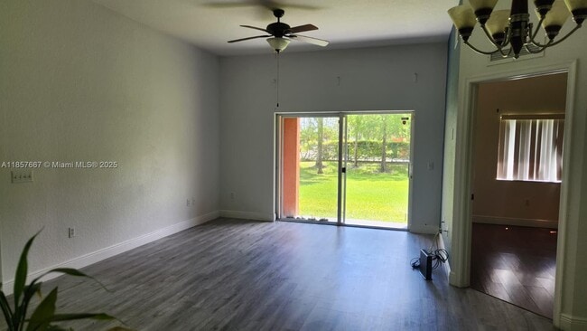 Foto del edificio - 3340 Palomino Dr