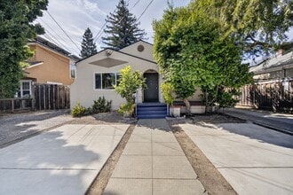 Building Photo - 736 Mountain View Ave