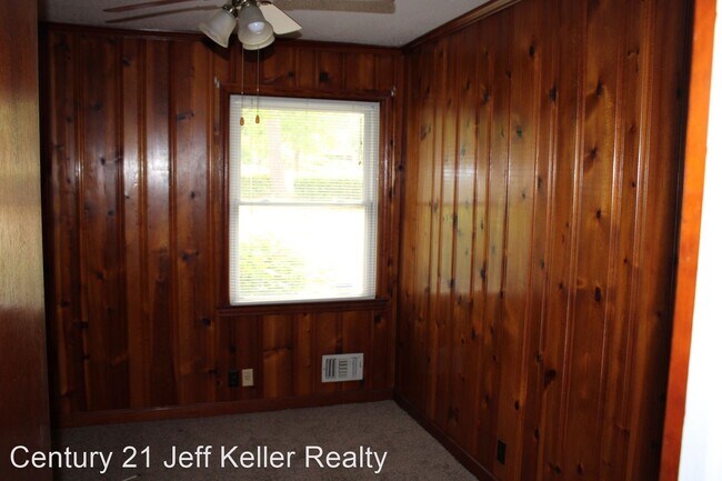 Building Photo - 3 br, 1.5 bath House - 2221 Anthony Rd.