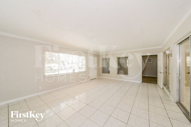 Foto del edificio - 6007 Dartmouth Dr