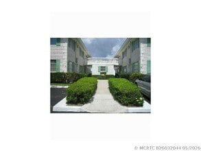 Building Photo - 1851 NE 62nd St